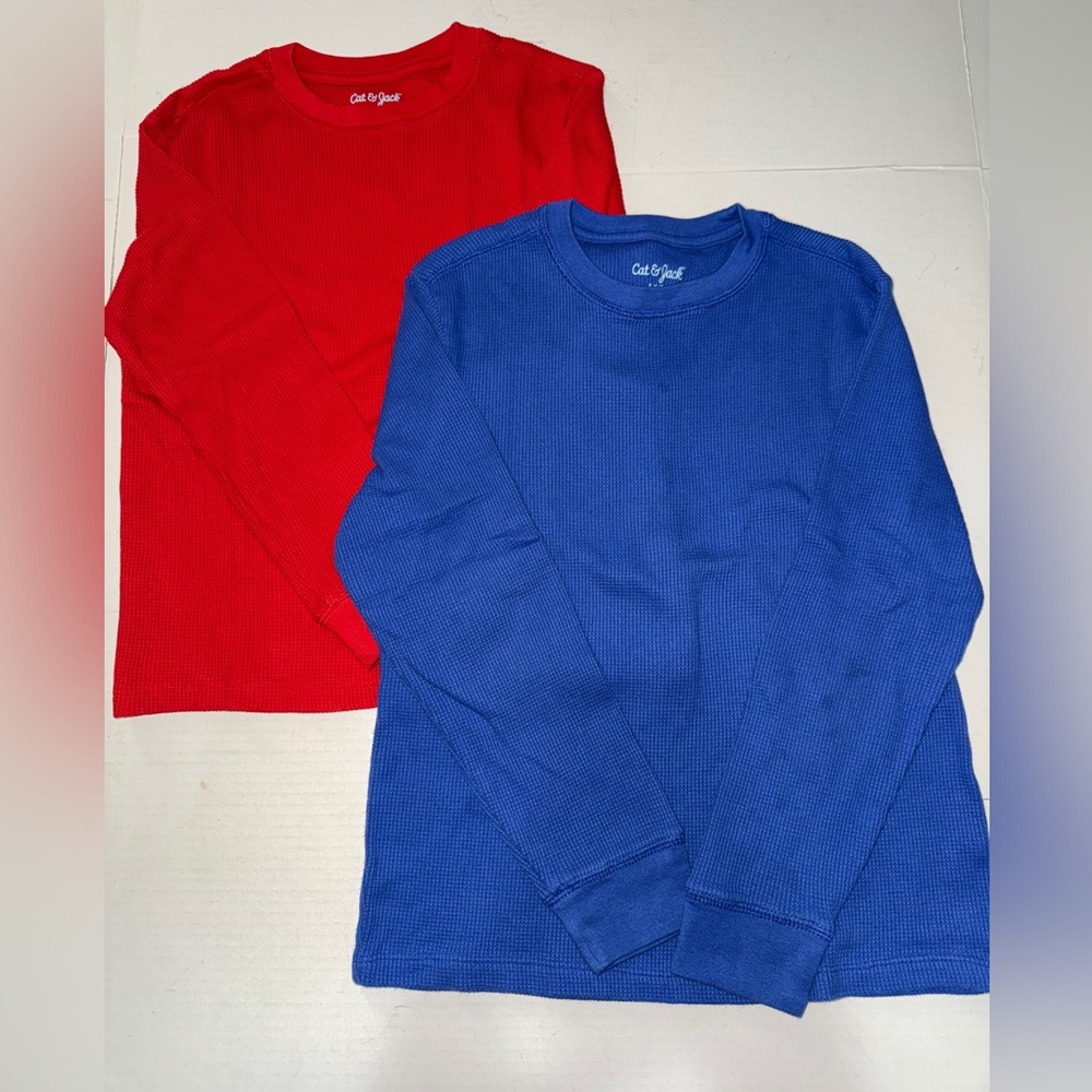 Bundle of 2 boy thermal shirts (size 6/7) Cat and Jack.